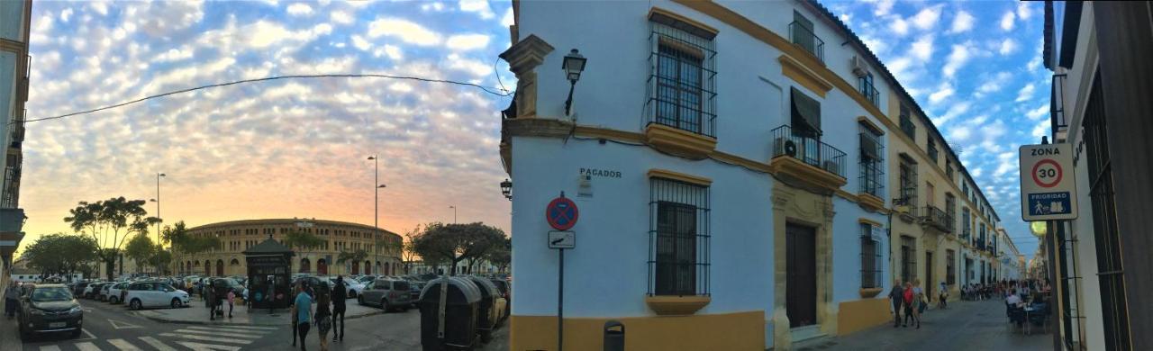 Baobab Hostal El Puerto de Santa Maria Luaran gambar