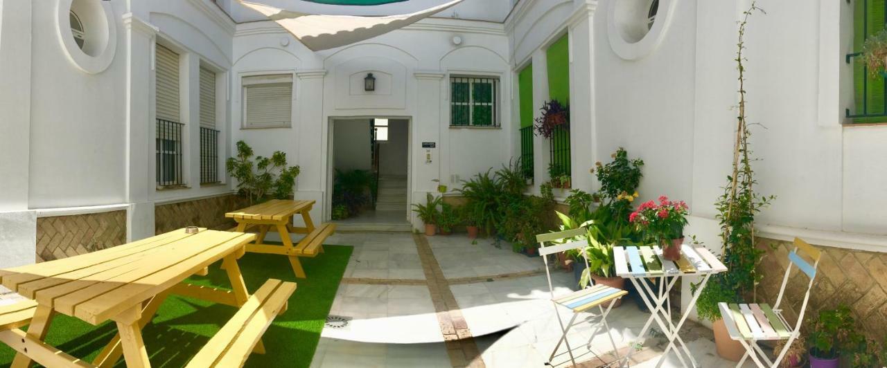 Baobab Hostal El Puerto de Santa Maria Luaran gambar